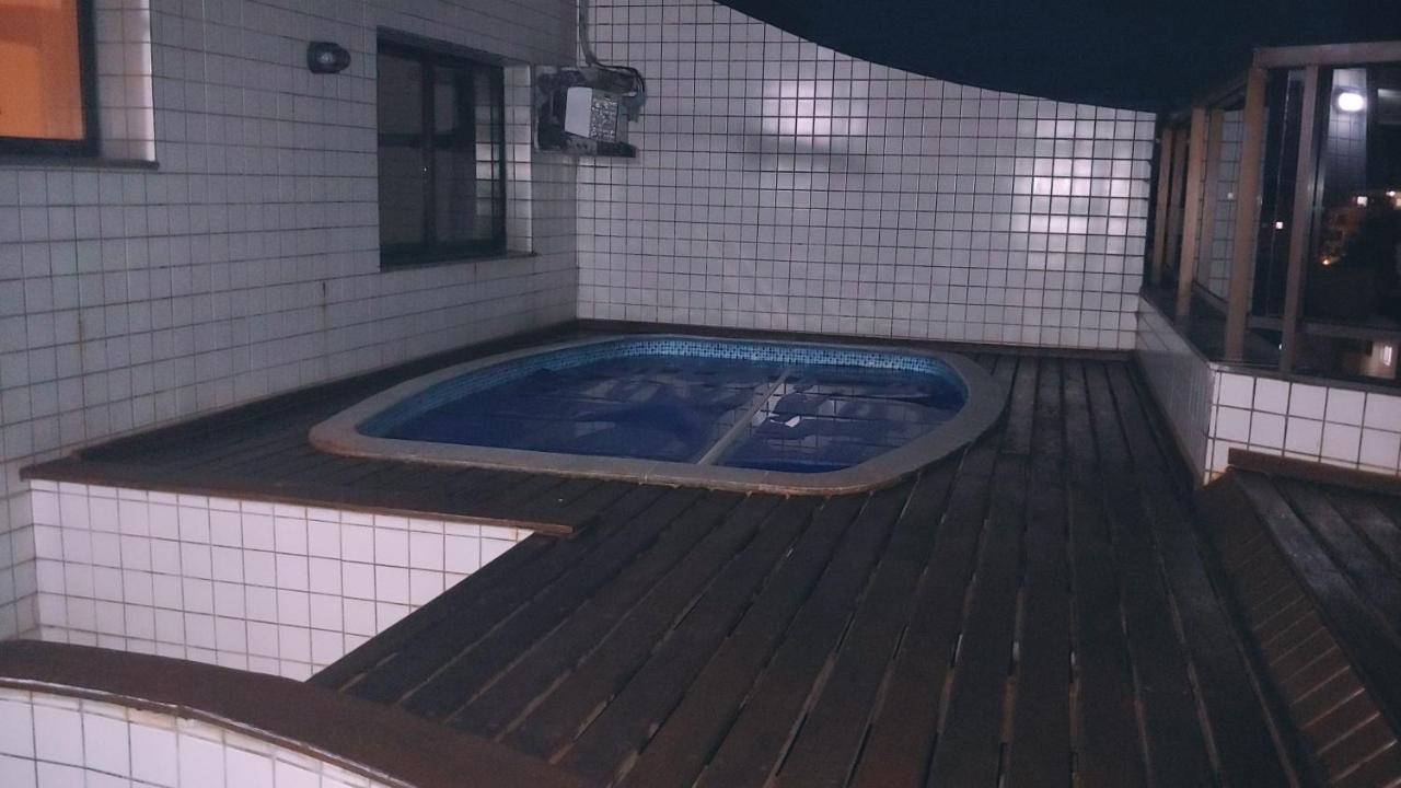Apartamento Apto Ubatuba Praia Grande - 4 quartos - piscina privativa Ubatuba
